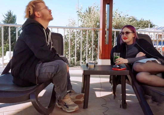 Жена поехала с подругой в отпуск, и изменила мужу с русским туристом