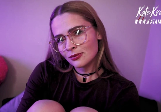 никто даже не догадывается какая я шлюшка со своим парнем