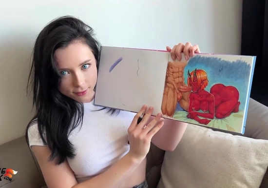 Молодая художница делает наброски и трахается со своим мужчиной по домашнему