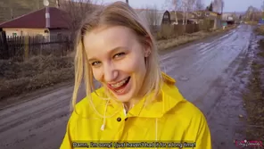 Встретил бывшую на улице и она мне отсосала