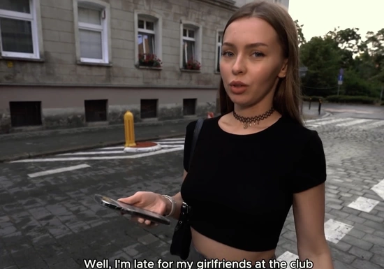 Соблазнила незнакомого парня на секс на один вечер