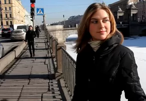 Прогулка с разговорами закончилась сексом