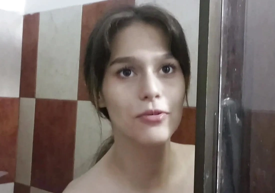 Он не сдержался и полез ко мне в душ