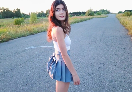Свидание с девушкой закончилось сексом на природе
