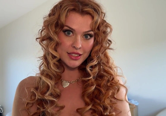 Рыжая сводная сестра захотела секса, когда жены не было дома