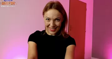 Хочет отсосать член со спермой в рот