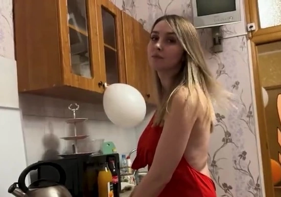 Секс с шикарной мамкой моего друга