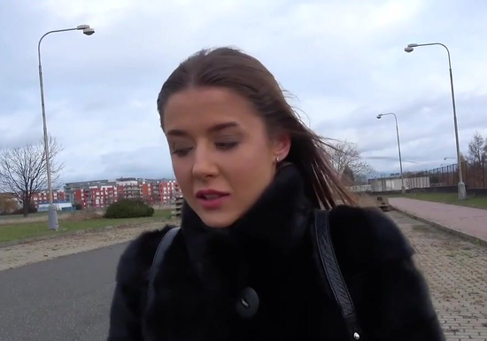 Кастинг секс за деньги с милашкой